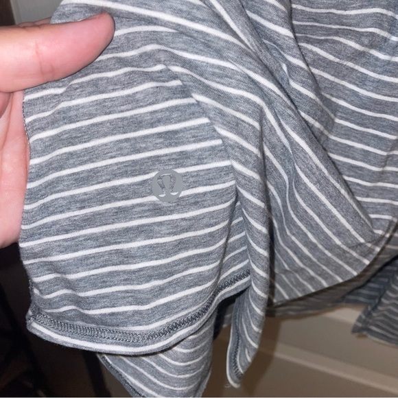 Lululemon All Tied Up Tank Grey and White Striped Size Unknown (xsmall or small) - Picture 7 of 7